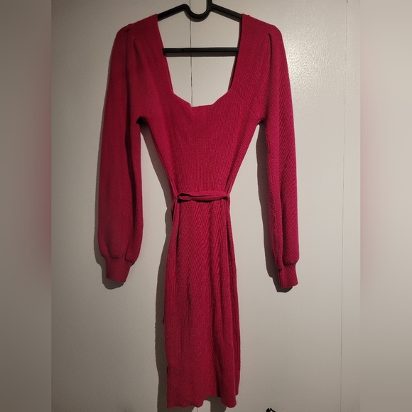 4SI3NNA – Olivia Tie Waist Sweater Mini Dress in Fushia, size XS - Picture 3 of 7